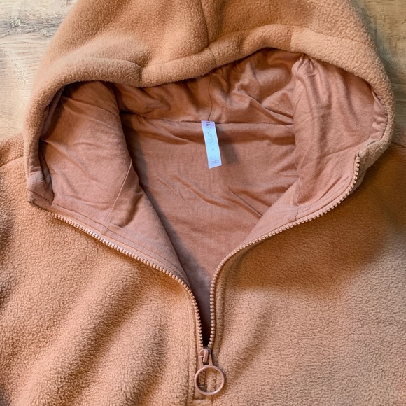 Fabletics Lotta jacket/hoodie - Picture 4 of 11
